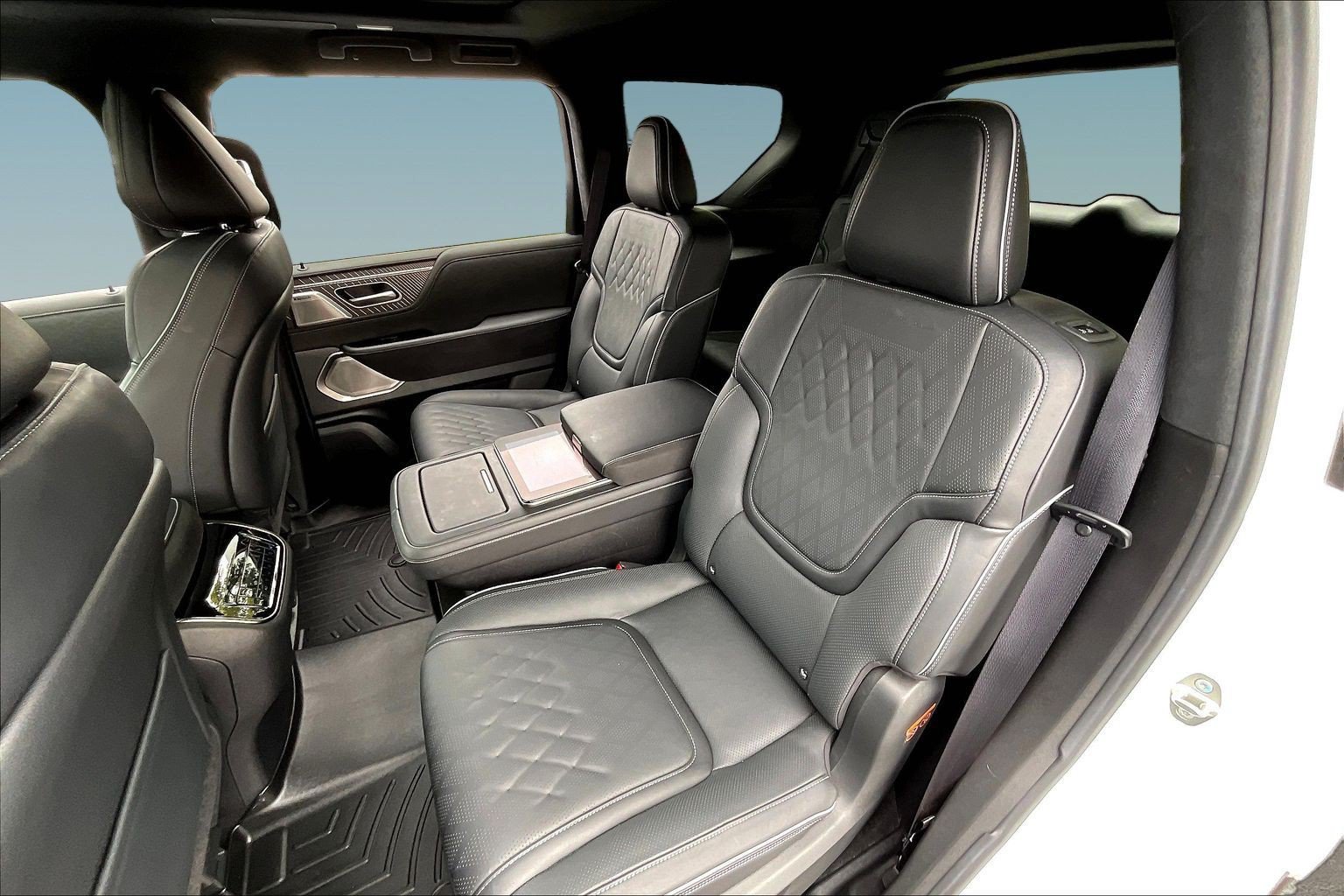 Certified 2025 INFINITI QX80 Autograph AWD/4WD image 21