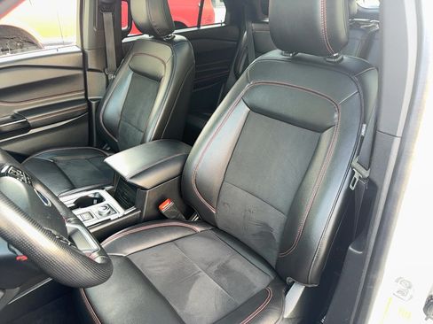 Used 2022 Ford Explorer ST-Line w/ Class IV Trailer Tow Package AWD/4WD image 22
