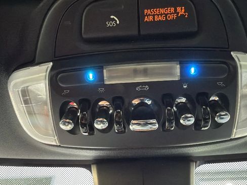 Used 2019 MINI Cooper S w/ Signature Upholstery Package FWD image 16