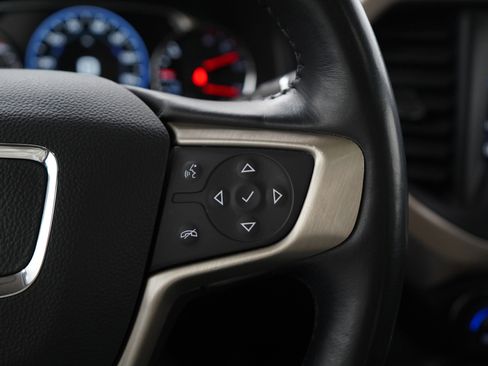 Used 2022 GMC Acadia Denali w/ Denali Ultimate Package image 30