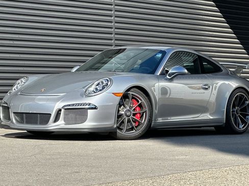 Used 2015 Porsche 911 GT3 image 1