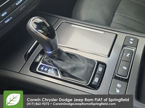 Used 2017 Genesis G80 3.8 w/ Option Group 02 AWD/4WD image 29