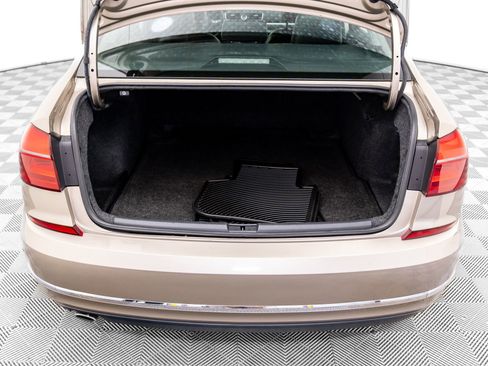 Used 2016 Volkswagen Passat 1.8T SE image 31