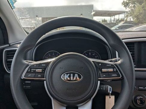 Used 2020 Kia Sportage LX FWD image 22