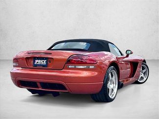 Used 2005 Dodge Viper SRT-10 w/ Copperhead Edition Group RWD video 2