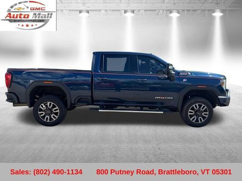 Used 2023 GMC Sierra 3500 AT4 w/ AT4 Preferred Package AWD/4WD image 9