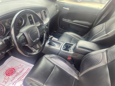 Used 2022 Dodge Charger SXT w/ Leather Interior Group image 16