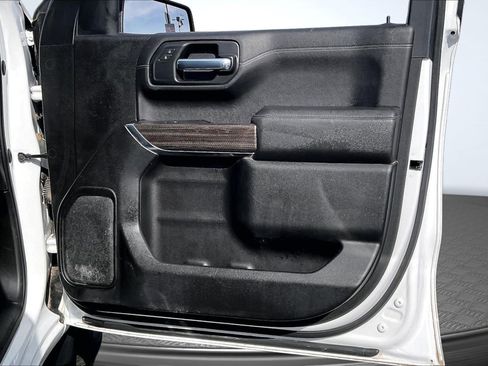 Used 2020 Chevrolet Silverado 1500 LT w/ Convenience Package image 25