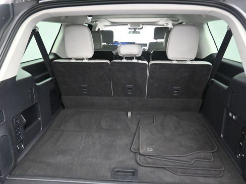 Used 2025 Ford Expedition Max Active AWD/4WD image 11