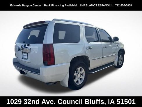Used 2007 Cadillac Escalade AWD w/ Information Package image 7
