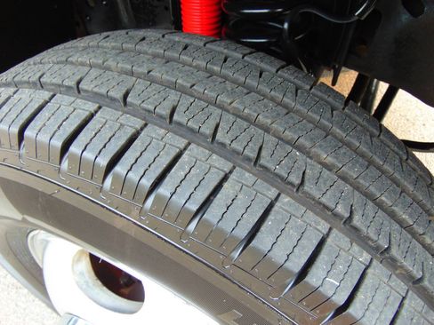 Used 2005 Ford F350 Lariat AWD/4WD image 42