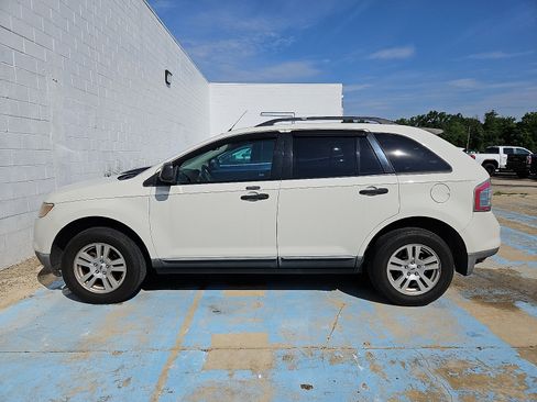 Used 2009 Ford Edge SE FWD image 4