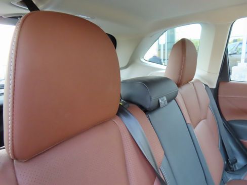 Used 2024 Subaru Forester Touring w/ POP Package 3 image 36