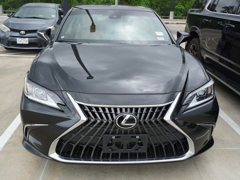 Certified 2025 Lexus ES 350 w/ Premium Package image 2