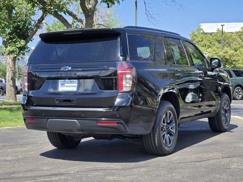 Used 2023 Chevrolet Tahoe Z71 w/ Luxury Package AWD/4WD image 4