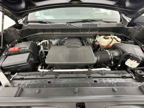 Used 2022 Chevrolet Silverado 1500 High Country w/ Technology Package AWD/4WD image 31