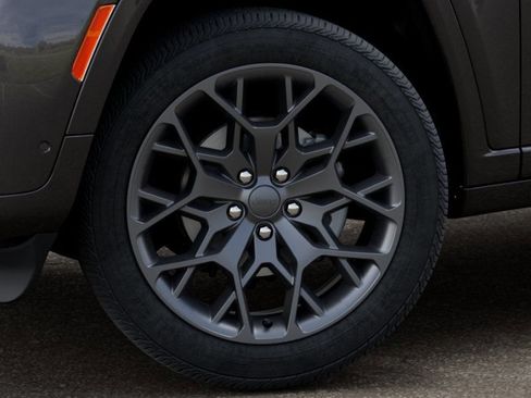 New 2026 Jeep Grand Cherokee L Summit AWD/4WD image 8