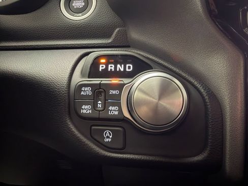 Used 2025 RAM 1500 Laramie AWD/4WD image 14