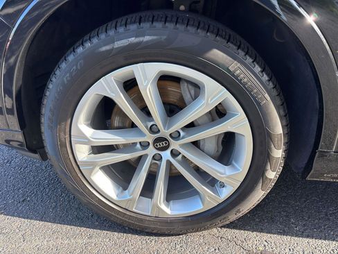 Used 2025 Audi Q7 3.0T Premium Plus image 21