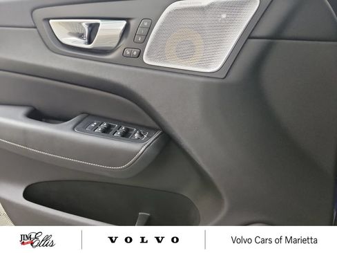 Used 2019 Volvo XC60 T8 R-Design w/ Protection Package Premier AWD/4WD image 24