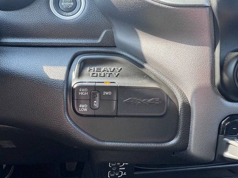 Used 2023 RAM 2500 Big Horn w/ Cold Weather Group AWD/4WD image 34