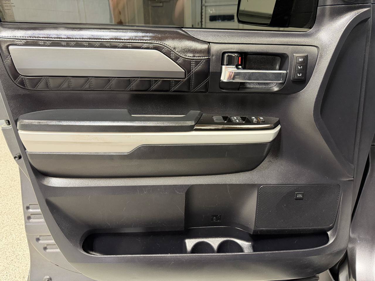 Used 2020 Toyota Tundra Platinum AWD/4WD image 11