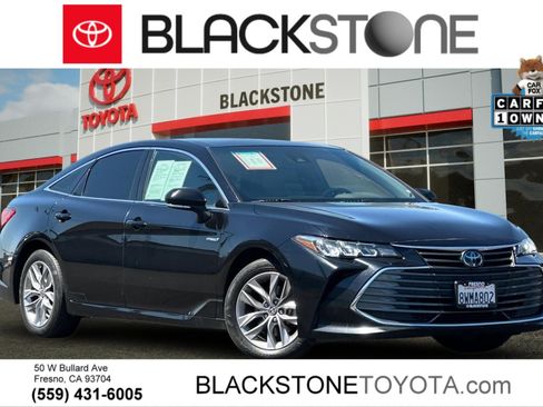 Used 2021 Toyota Avalon XLE w/ Moonroof Package FWD image 1