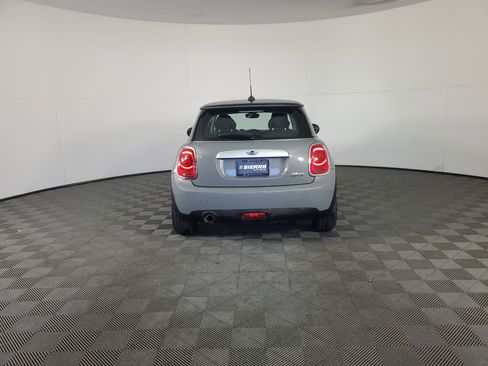 Used 2015 MINI Cooper 2-Door Hardtop image 5