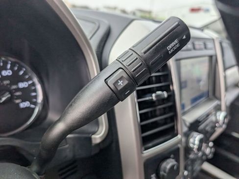 Certified 2021 Ford F250 Lariat w/ Chrome Package image 32