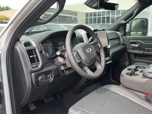 Used 2026 RAM 2500 Big Horn AWD/4WD image 5