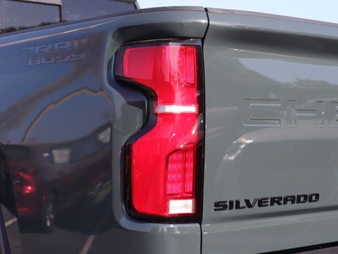 Used 2026 Chevrolet Silverado 2500 LTZ w/ Trail Boss Package image 33