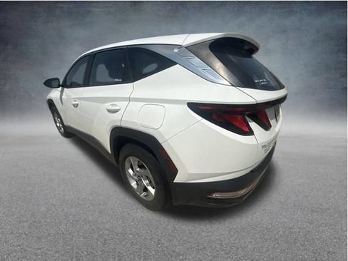 Used 2023 Hyundai Tucson SE AWD/4WD image 6