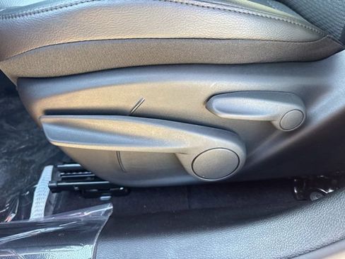 New 2026 Jeep Compass Latitude image 10