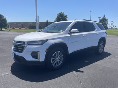 Used 2023 Chevrolet Traverse LT w/ Rear Camera Mirror Package