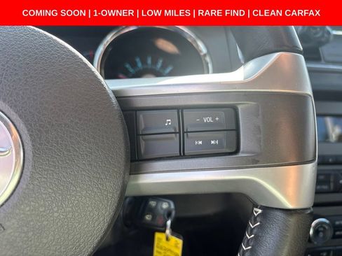 Used 2013 Ford Mustang GT RWD image 27