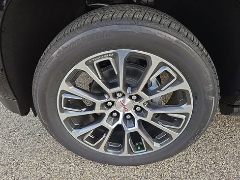 New 2026 GMC Yukon XL Denali w/ Sun & Power Step Package image 45