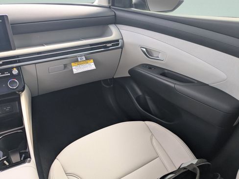 New 2026 Hyundai Tucson SEL image 18