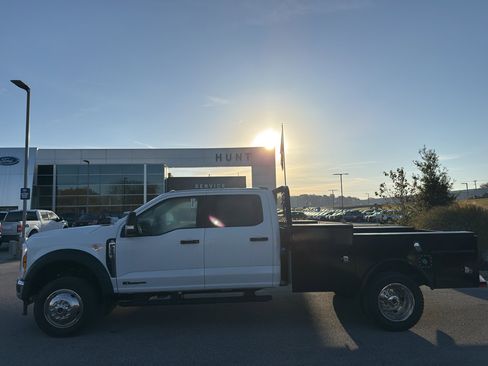 New 2026 Ford F550 4x4 Crew Cab Super Duty image 8