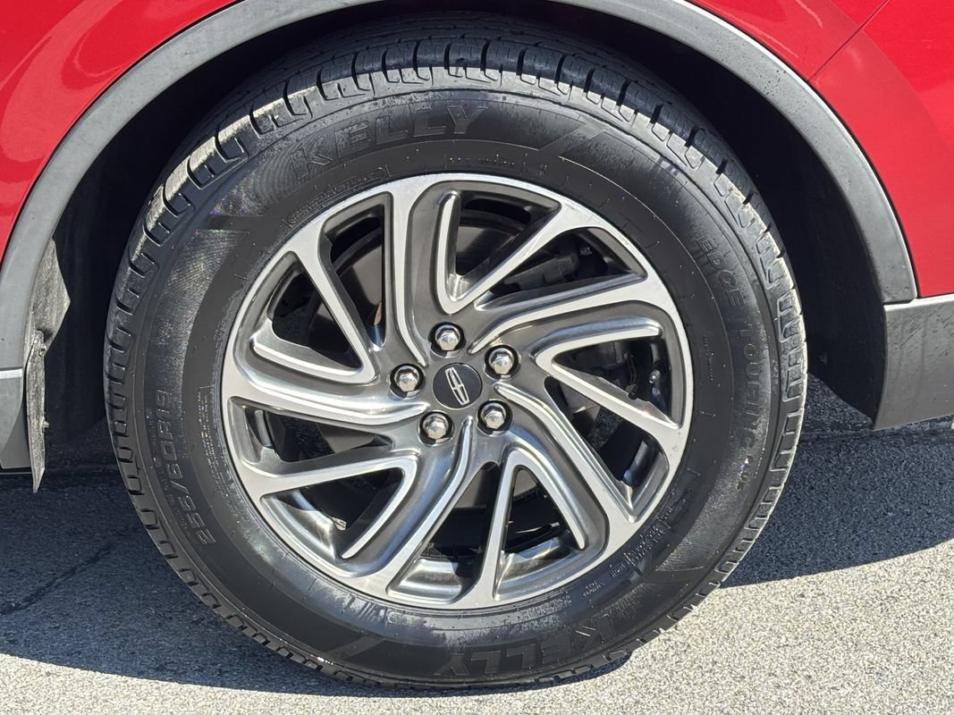 Used 2021 Lincoln Aviator 2WD w/ Elements Package image 27