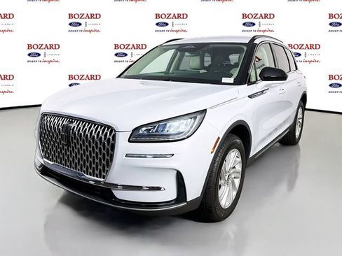 New 2026 Lincoln Corsair Premiere FWD image 4