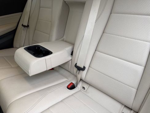 Used 2020 Mercedes-Benz GLE 450 4MATIC image 13