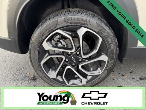 New 2026 Chevrolet Trax RS w/ Driver Confidence Package image 9