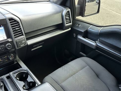 Used 2019 Ford F150 XLT w/ Equipment Group 302A Luxury AWD/4WD image 15