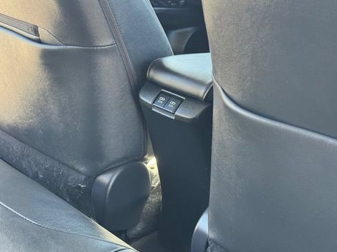 Used 2021 Toyota Prius Prime XLE w/ Carpet Mat Package (TMS) FWD image 21