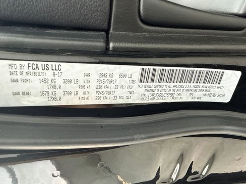 Used 2018 Jeep Grand Cherokee Laredo AWD/4WD image 53