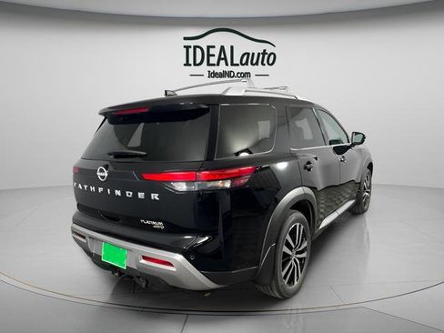 Used 2024 Nissan Pathfinder Platinum image 5