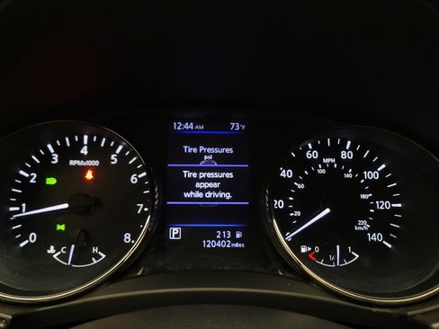 Used 2020 Nissan Rogue SV AWD/4WD image 23