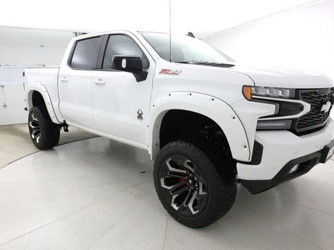 Used 2022 Chevrolet Silverado 1500 RST w/ Safety Package image 2