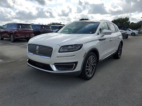 Used 2019 Lincoln Nautilus Reserve image 2