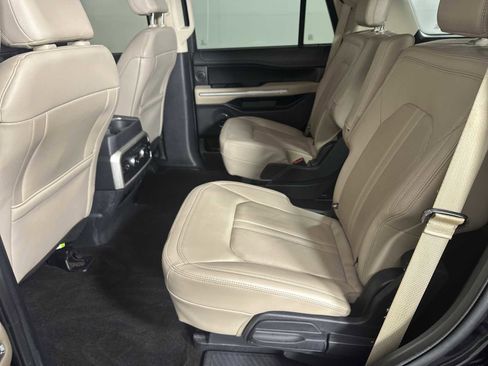 Certified 2023 Ford Expedition Limited image 34